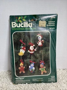 Vintage Bucilla GIOIELLATO ornamenti natalizi minifigure kit feltro 48786 - Foto 1 di 5