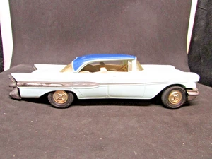 Johan 1957 Pontiac Star Chief Promo Car - Vintage -  1:25 scale - Picture 1 of 18