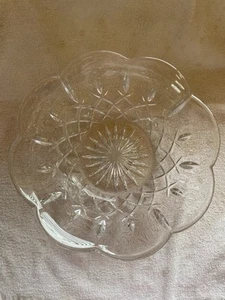 NEUWERTIG Gorham Crystal King Edward 9" Herzstück Schale mit Jakobsmuschelrand 1985 WGermany - Bild 1 von 4