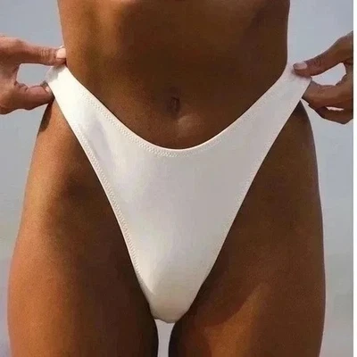Traje de baño de bikini con tanga blanca Lulus talla M Foto 1 de 4