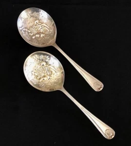 Sheffield England EPNS Plato de Plata Patrón de Frutas Cuchara para Servir PAR - Imagen 1 de 11