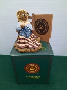Boyds Bearstone…Betsy Rossbeary…A Stitch In Time - Style#2277911 - 7E - Picture 1 of 4