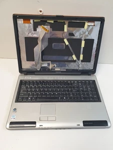Toshiba satellite a100-160 17" Laptop Intel Centrino spares or repairs Faulty - Afbeelding 1 van 6