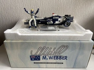 Near Mint MATTEL Hot Wheels FW27 Mark Webber F1 2005 1/18 w/ Figure Base JAPAN - Picture 1 of 8