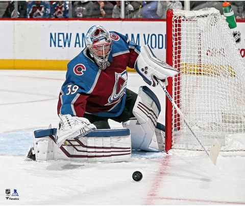 Pavel Francouz Colorado Avalanche Unsigned Burgundy Jersey Save Photograph Cover