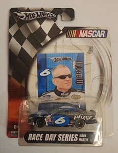 Mark Martin # 6 NASCAR 1:64 Diecast Car HotWheels NEW Old stock - Picture 1 of 4