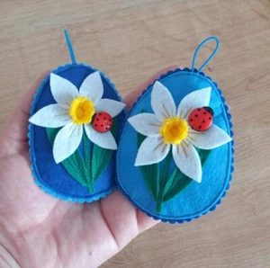 Felt garland Easter egg narcissus decorations  Set 2 eggs - Picture 1 of 10