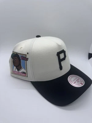 2025 Topps Lids Player Chase Series 2 Roberto Clemente Player Art Pro Pinch /432 - Image 1 of 3