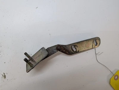 Bisagra de capó Ski-Doo 1995 1996 usada OEM 517261000 Formula SLS 500 L/C Summit Foto 1 de 4