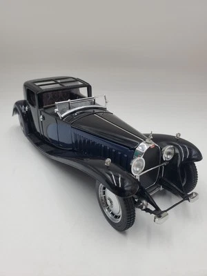 FRANKLIN MINT 1930 Bugatti Royale Coupe Napoleon Die Cast 1:24 Scale Black/Blue - Image 1 of 4