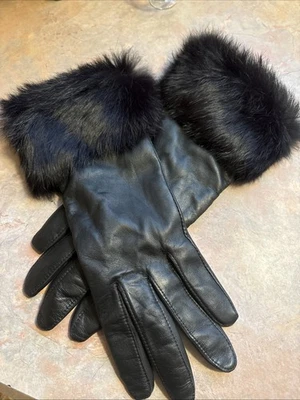 Guantes de cuero negros para mujer Lord & Taylor puño de piel 7,5 Foto 1 de 4