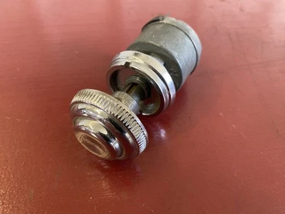 1967 1968 CHEVROLET CAMARO 1968 CHEVELLE NOVA OEM DELCO REMY INTERRUPTOR LIMPADOR - Imagem 1 de 4