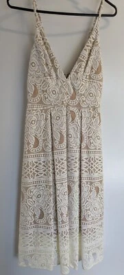 Pilgrim Ladies Dress Size 6 White Lace Nude Underlay A-Line Pockets Adjustable  - image 1 of 4