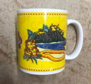2002 Hilo Hattie Oahu Hawaii Diamond Head Hibiscus Coffee mug Tea Art Nice 10 oz - Picture 1 of 7