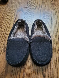 Youth Boys Faux Fur Lined Slippers Black Size 2/3 Warm Cozy Winter Shoes Black - Picture 1 of 7