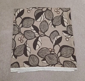 Adelphine Linen Fabric by Romo 270cm x 145cm - Picture 1 of 3