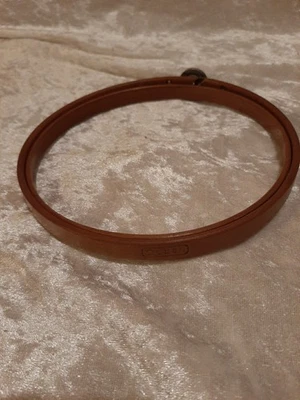 Queen Tension Wheel Embroidery Hoop 6" Round Wood Felt Cushion Lined Vintage USA - Image 1 of 4