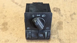 Centralina interruttore faro VAUXHALL ASTRA G 90561381 - Foto 1 di 7