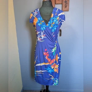 Neu mit Etikett Alfani blaues geblümtes Wickelkleid: bequemes Midikleid Größe L - Bild 1 von 15