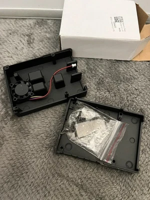 Raspberry Pi 5 metal enclosure with fan - Image 1 of 4