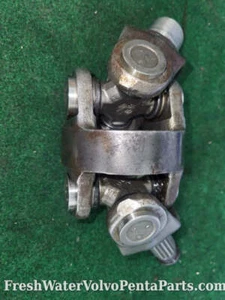 Volvo Penta Rebuilt Universal AQ280 Aq270 yoke 10 Course Spline Forged Moog u-jo - Picture 1 of 4