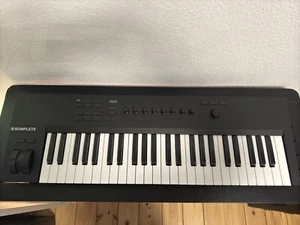 Native Instruments Komplete Kontrol A49 MIDI Keyboard - Bild 1 von 4