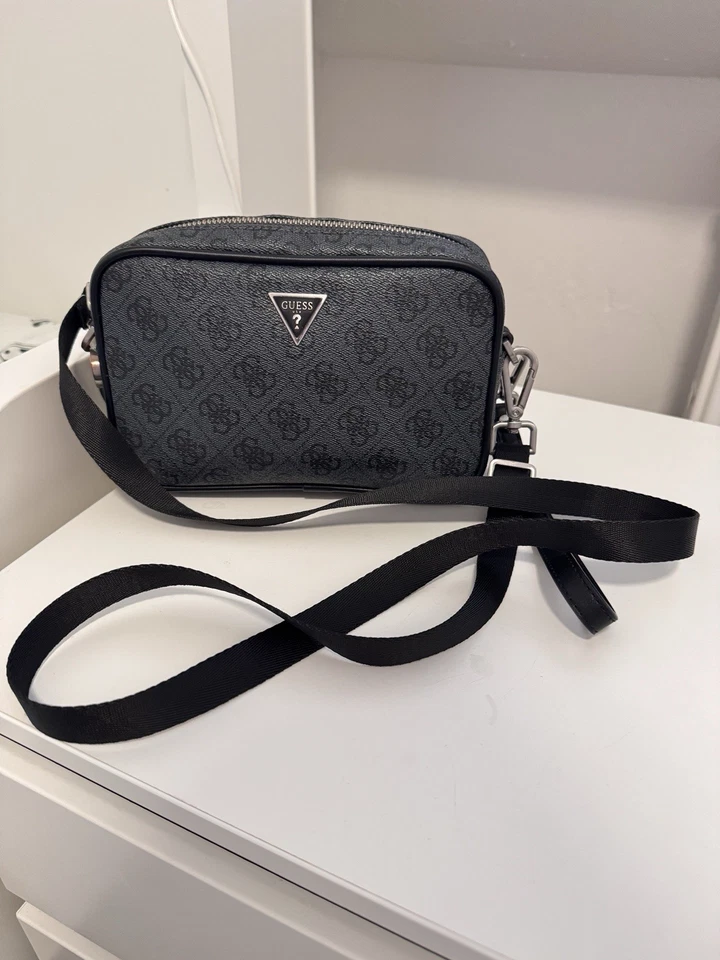 GUESS Damen Handtasche Umhängetasche Schwarz Grau - Bild 1 von 4