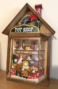 Vtg Enesco Ware Christmas Wall Hanging Toy Shop Store Front Window Original Box - Picture 1 of 7