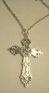 Silver tone filigree cross with chain - Picture 1 of 6