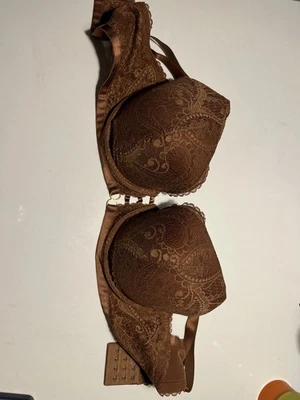 Nuevo sin etiquetas Sujetador de encaje de cachemira push up Real Power para mujer Aerie marrón/café talla 42C Foto 1 de 4