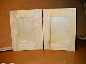 Unfinished Wood Grain 4" X 6" Tabletop Free Standing Hinged Picture Frames - Picture 1 of 3