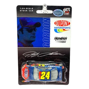 Motorsports Authentics Nascar #24 Jeff Gordon Dupont Pit Stop 1:64 Scale Diecast - Picture 1 of 3