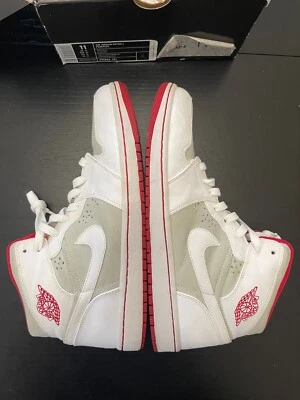 Jordan 1 Retro Hare 2009 Foto 1 de 4