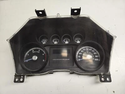 2011 Ford F450 Super Duty Speedometer (Cluster) MPH Diesel 6.7L, Scratches/Scuff Foto 1 de 4