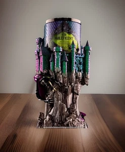 NUEVO Candelabro de 3 mechas Bath & Body Works Maléfica Castillo Dragón Villanos - Imagen 1 de 2