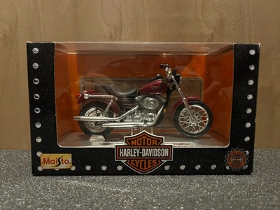 Maisto Harley Davidson 1:18 2000 FXD Dyna Super GlideCollectot Edition - Image 1 of 4