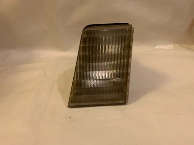 1988 – 1994 Lincoln Continental Parking Cornering Light  - Image 1 of 4