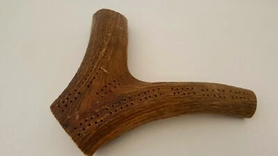 VINTAGE LARGE ANTLER CIRBBAGE BOARD - Image 1 of 4