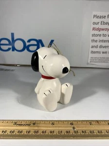 Vintage Peanuts Snoopy Ceramic Potpourri Christmas Ornament Nice Condition - Picture 1 of 7