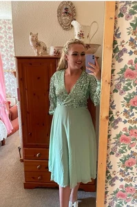 Size 10 Occasion Dress Mint Green - Picture 1 of 3