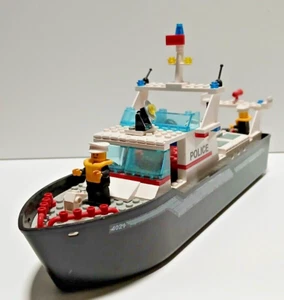 LEGO VINTAGE SET 4021 POLICE PATROL BOAT UNBOXED WITHOUT INSTRUCTIONS - Picture 1 of 11