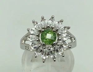TGGC Modern Sterling Silver Green Apatite & White Topaz Cluster Ring Size T 1/2 - Picture 1 of 9