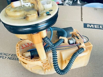 Honda Civic 2001-2005 1,7 L dx lx ex bomba de combustible con unidad de envío OEM f16 Foto 1 de 3