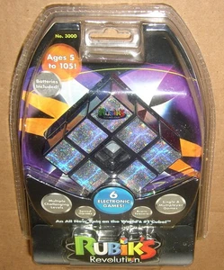 Rubik's Cube Revolution con 6 giochi elettronici TechnoSource 3000 *Nuovo e sigillato* - Foto 1 di 7