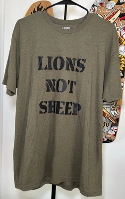 Camiseta Lions Not Sheep Verde Talla XL Camiseta Manga Corta Mezcla Algodón Hecha en EE. UU. Foto 1 de 4