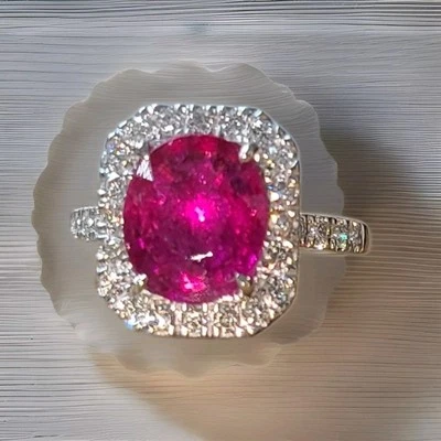 14K White Gold  Engagement Ring 3.07CT. Natural Pink Tourmaline Oval Shape  - Image 1 of 4