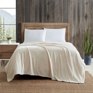 Ultra Soft Plush 1-Piece White Solid Microfiber King Blanket - Picture 1 of 4