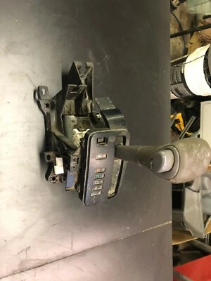 2004 2005 2006 2007 2008 TOYOTA COROLLA CE TRANSMISSION SHIFTER OEM Foto 1 de 4