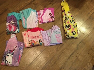 PIJAMA NIÑA TALLA 10-12~Invierno/Otoño~Lote de 10 piezas~EC~Pokemon, Disney, PJ Place Foto 1 de 4