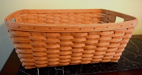 Longaberger Large Laundry Basket 1990 Lg 24"L x 17.5"W x 9.5"H  Open Handle  USA Cover
